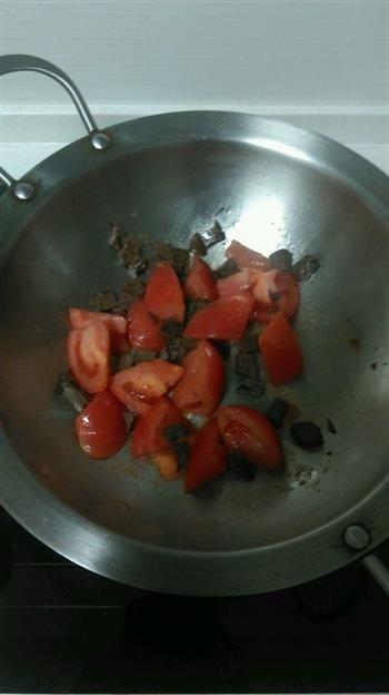 番茄牛肉粥的做法图解4