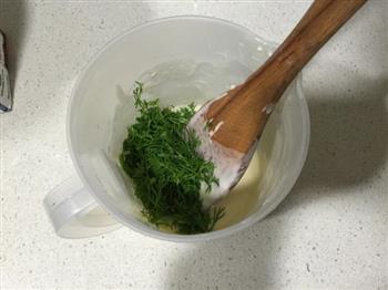 茴香杆拌花生米、茴香炒鸡蛋、茴香煎饼的做法步骤10