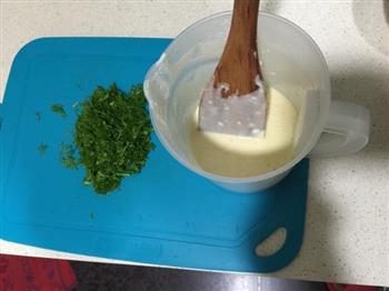茴香杆拌花生米、茴香炒鸡蛋、茴香煎饼的做法步骤9