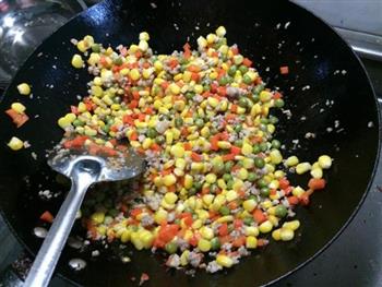 玉米冬豆胡萝卜火腿丁碎肉杂烩-家常改良版金玉满堂的做法步骤6