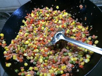 玉米冬豆胡萝卜火腿丁碎肉杂烩-家常改良版金玉满堂的做法步骤7