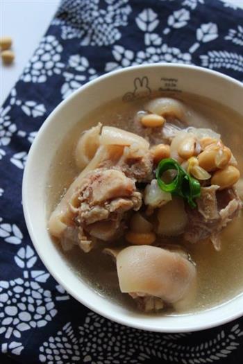黄豆炖猪蹄汤-冬季暖身的做法步骤5