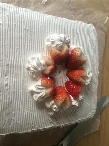 8寸草莓夹心生日蛋糕的做法步骤16