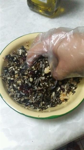 坚果蔓越莓菰米饭的做法图解7