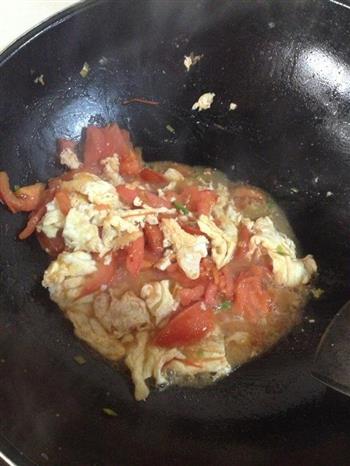 西红柿炒鸡蛋（番茄炒蛋）的做法步骤5