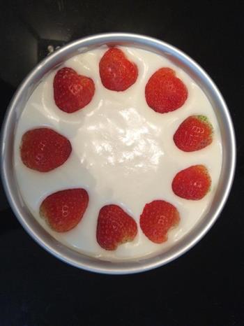 木槺草莓酸奶蛋糕的做法图解4