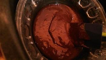 味蕾爆棚的熔浆黑巧克力蛋糕的做法图解1