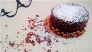 味蕾爆棚的熔浆黑巧克力蛋糕的做法图解12