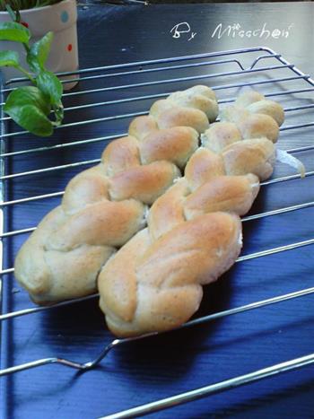 黑芝麻辫子面包的做法步骤12
