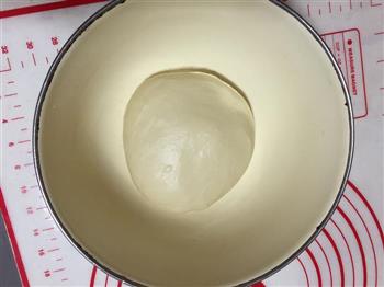 花形豆沙面包的做法步骤6