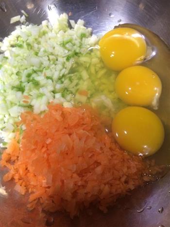 胡萝卜西葫芦鸡蛋饼的做法步骤3