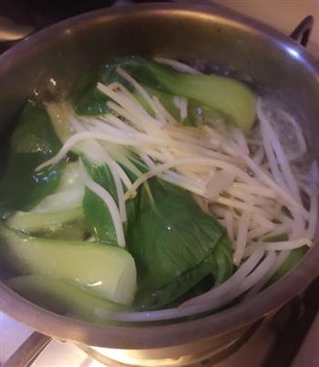 辣白菜五花肉石锅拌饭斯米达的做法步骤3