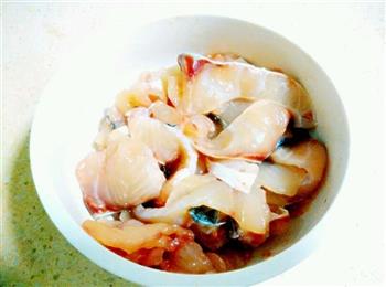酸菜鱼火锅的做法步骤1