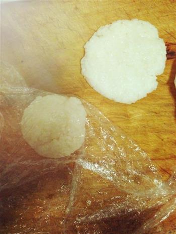 米饭小煎饼的做法步骤1