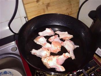 栗子炖鸡汤一一冬季暖身的做法步骤3