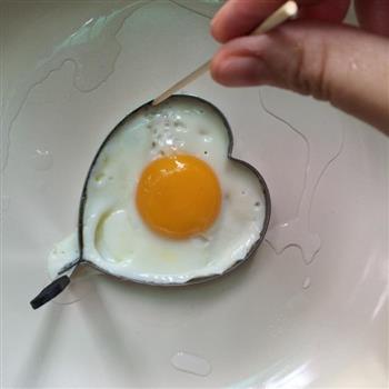 完美造型煎蛋技巧的做法图解5