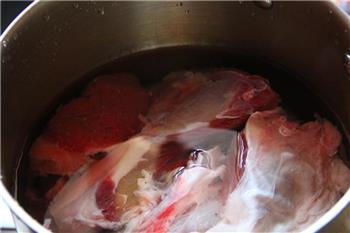 上海私房酱牛肉的做法步骤1