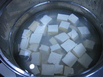 笔管鱼炖白菜豆腐-冬季暖身的做法步骤3