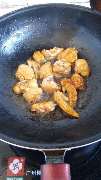 土豆丁烧鸡翅的做法步骤5
