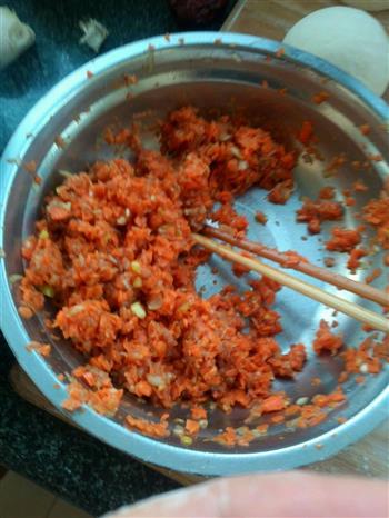 红萝卜牛肉包子的做法步骤3