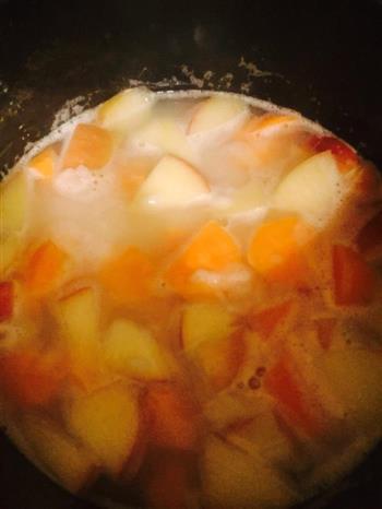 红薯苹果粥的做法步骤3
