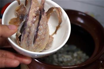 章鱼莲子薏米煲猪骨汤—冬季暖身的做法图解8