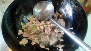 梅子肉粉丝烧白菜的做法步骤5