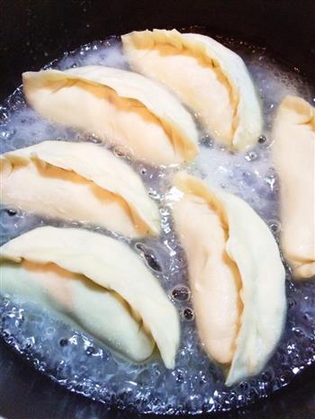 酥香软脆的冰花煎饺—猪肉韭菜煎饺的做法图解11