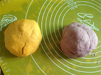 南瓜紫薯豆沙面包卷的做法图解6