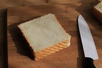 火腿口袋三明治的做法步骤1