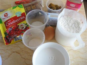 肉桂红糖果干面包的做法步骤1