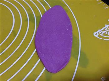 紫薯芝士蜗牛卷的做法图解3