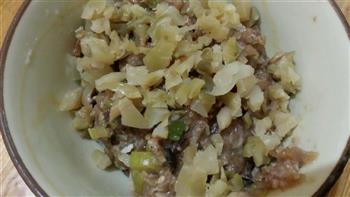 榨菜鲜肉月饼-乌江榨菜的做法步骤2
