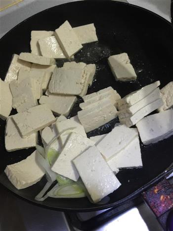 葱烧豆腐的做法步骤4