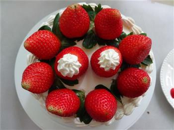 草莓奶油蛋糕的做法图解12