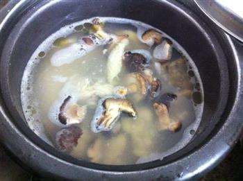 香菇鸡肉粥-慢火熬出的广东味的做法步骤3