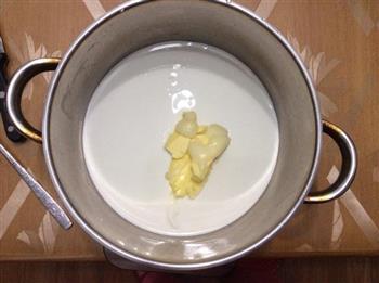 椰丝牛奶小方的做法步骤3
