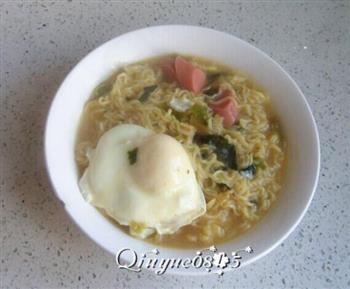 荷包鸡蛋榨菜方便面–乌江榨菜的做法步骤8