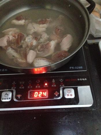 超简单梅干菜烧肉的做法步骤3