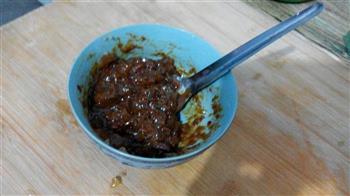 杂粮煎饼果子—乌江榨菜的做法步骤2