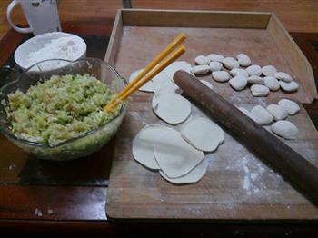 家常饺子的做法步骤2
