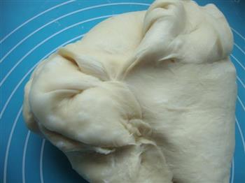 香葱培根肉松面包卷的做法步骤5