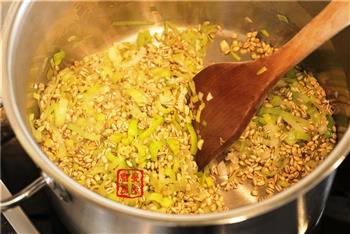 意式南瓜烩薏米的做法图解5