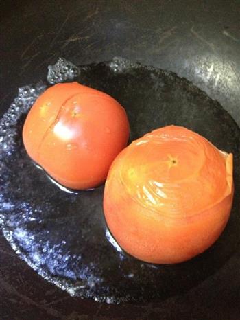 西红柿鸡蛋疙瘩汤-宝宝de辅食的做法图解2
