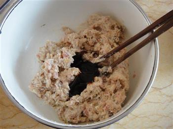 榨菜豆腐猪肉锅贴-乌江榨菜的做法步骤6