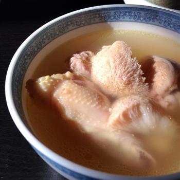 菌菇鸡汤-附如何炖出一锅鲜美鸡汤的做法步骤7