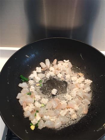 海鲜蛋炒饭的做法步骤4