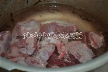 榨菜羊排汤-乌江榨菜的做法步骤1