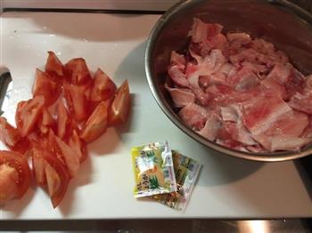 番茄牛筋刀削面的做法步骤1