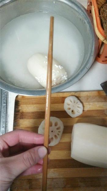 糯米藕的做法步骤2
